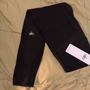 ALO Yoga Black Leggings with White Logo